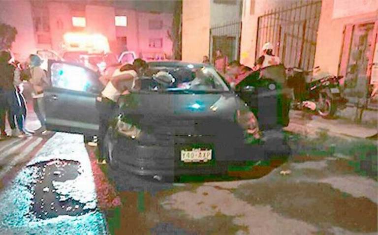 Acribillan a pareja abordo de su automóvil en Ecatepec - El Sol de Toluca |  Noticias Locales, Policiacas, sobre México, Edomex y el Mundo