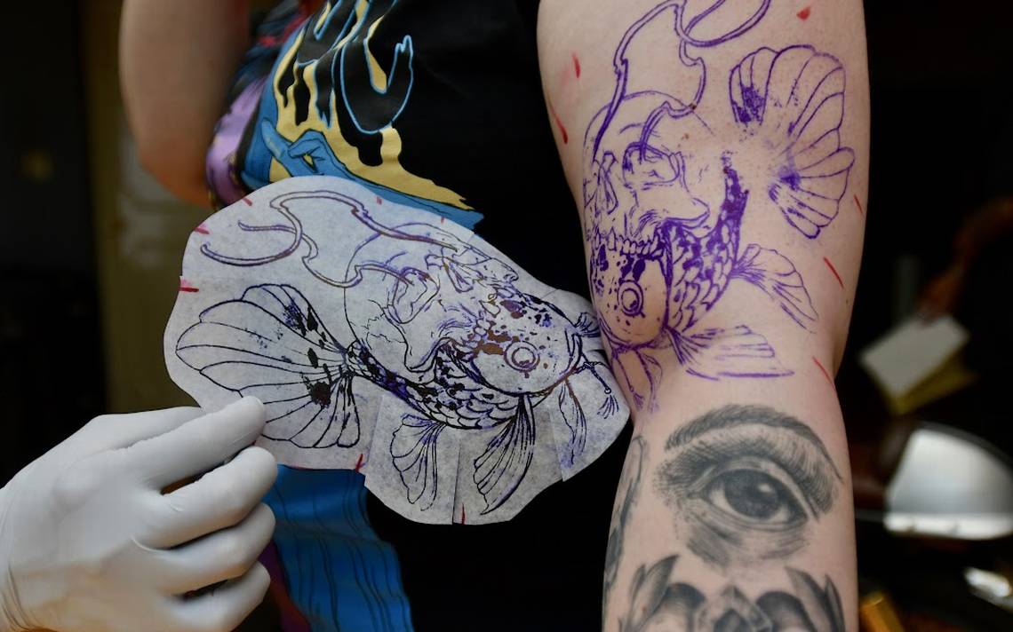 Tatuajes y perforaciones; siguen modas de los influencer - El Sol de Toluca